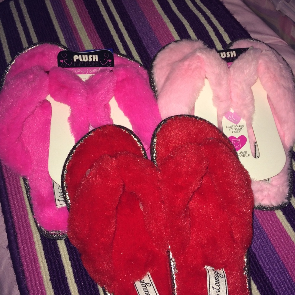 2/$10-BNWT!  Flip-Flop SLIPPERS! Women Size 7/8